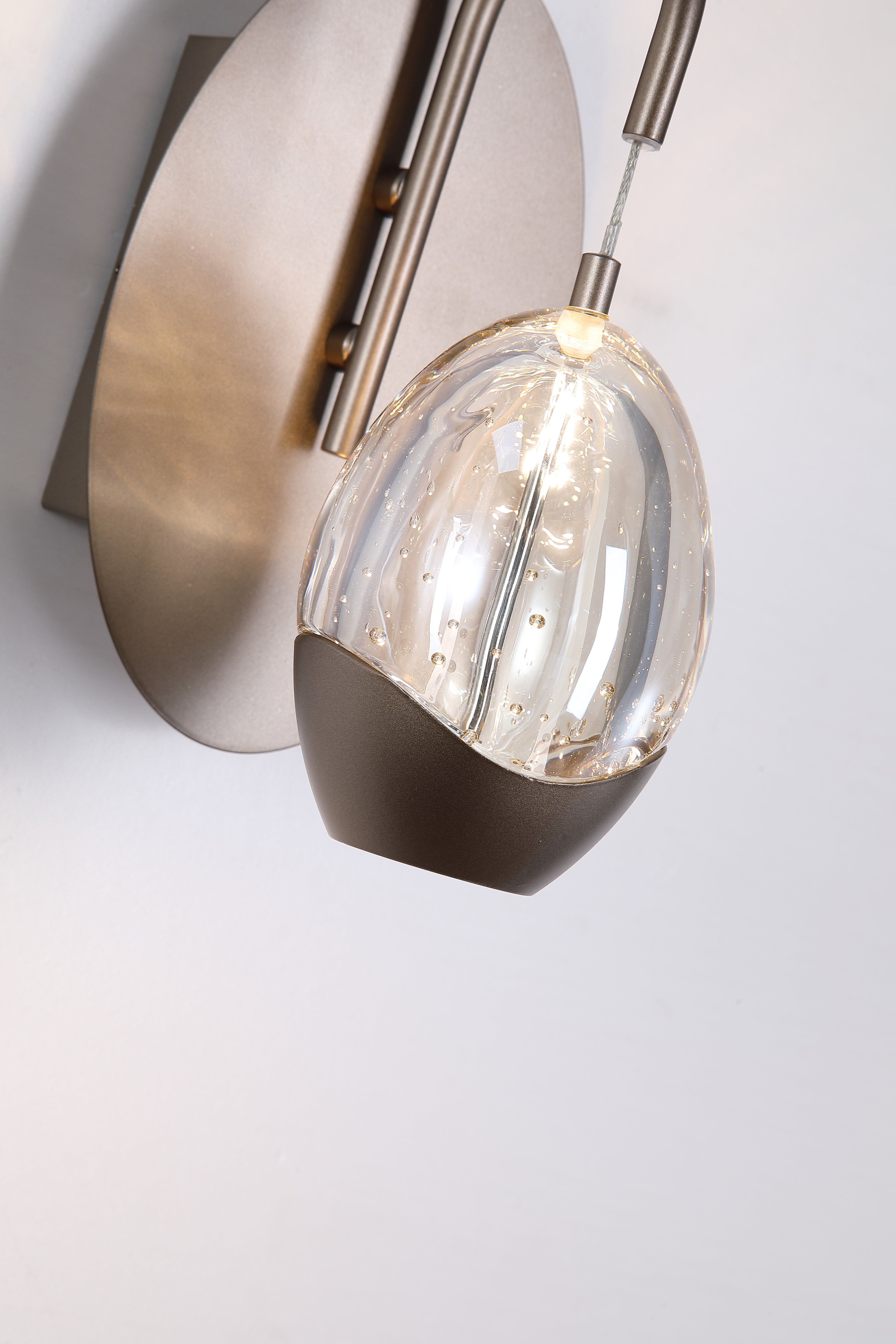 Seeds 1Lt Wall Light