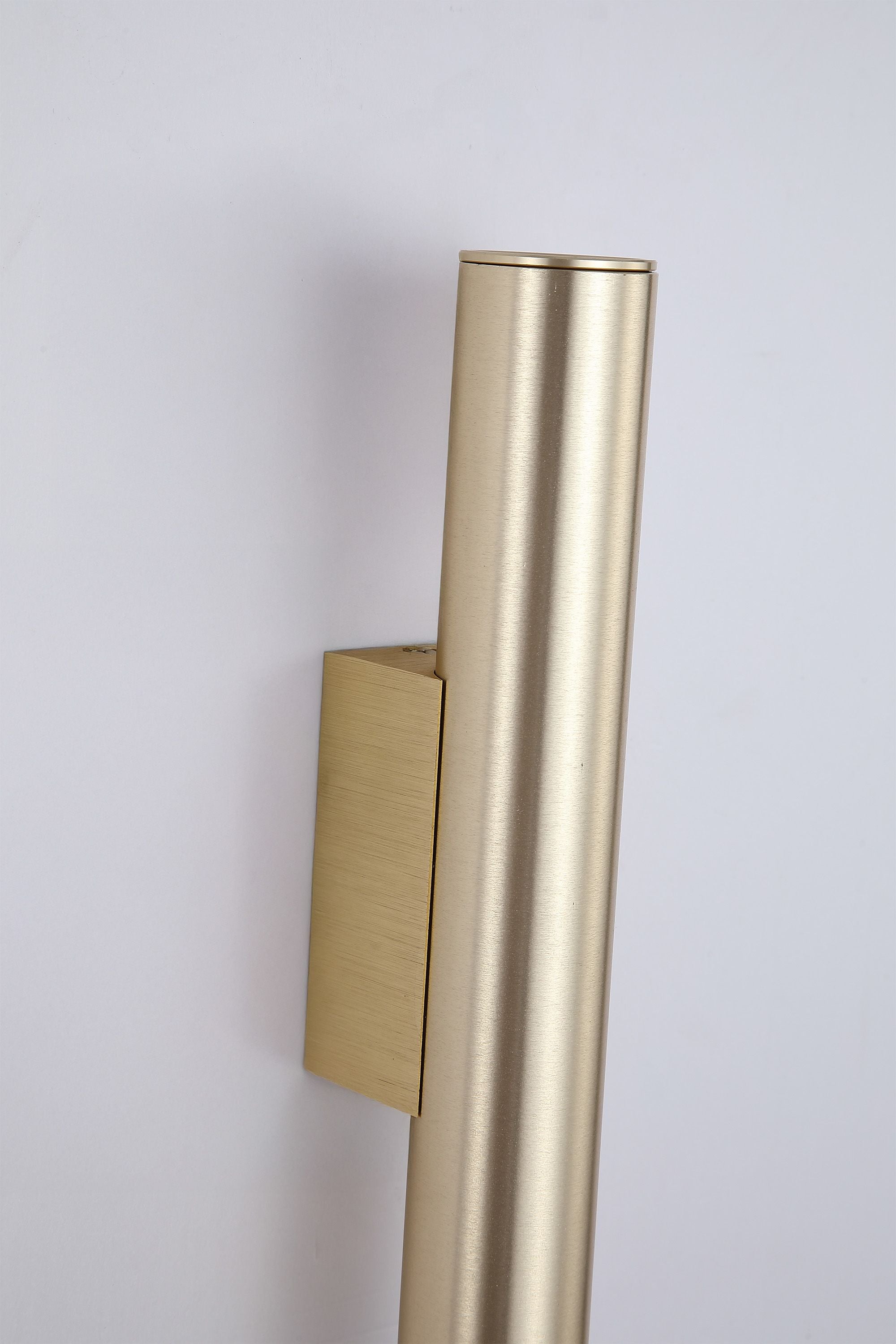 Beacon 2Lt Up/Down Wall Light