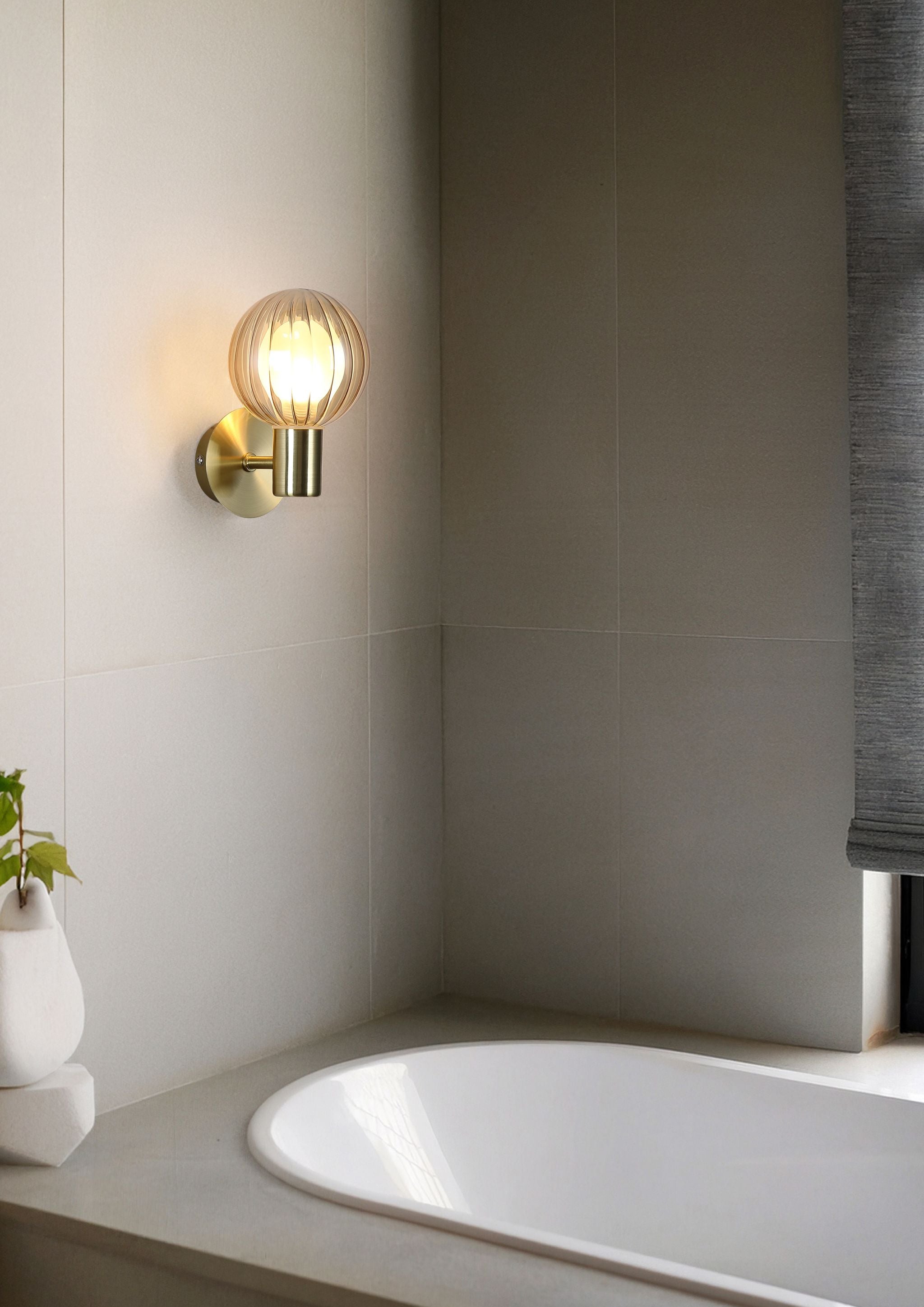 Luminsphere 1Lt Wall Light