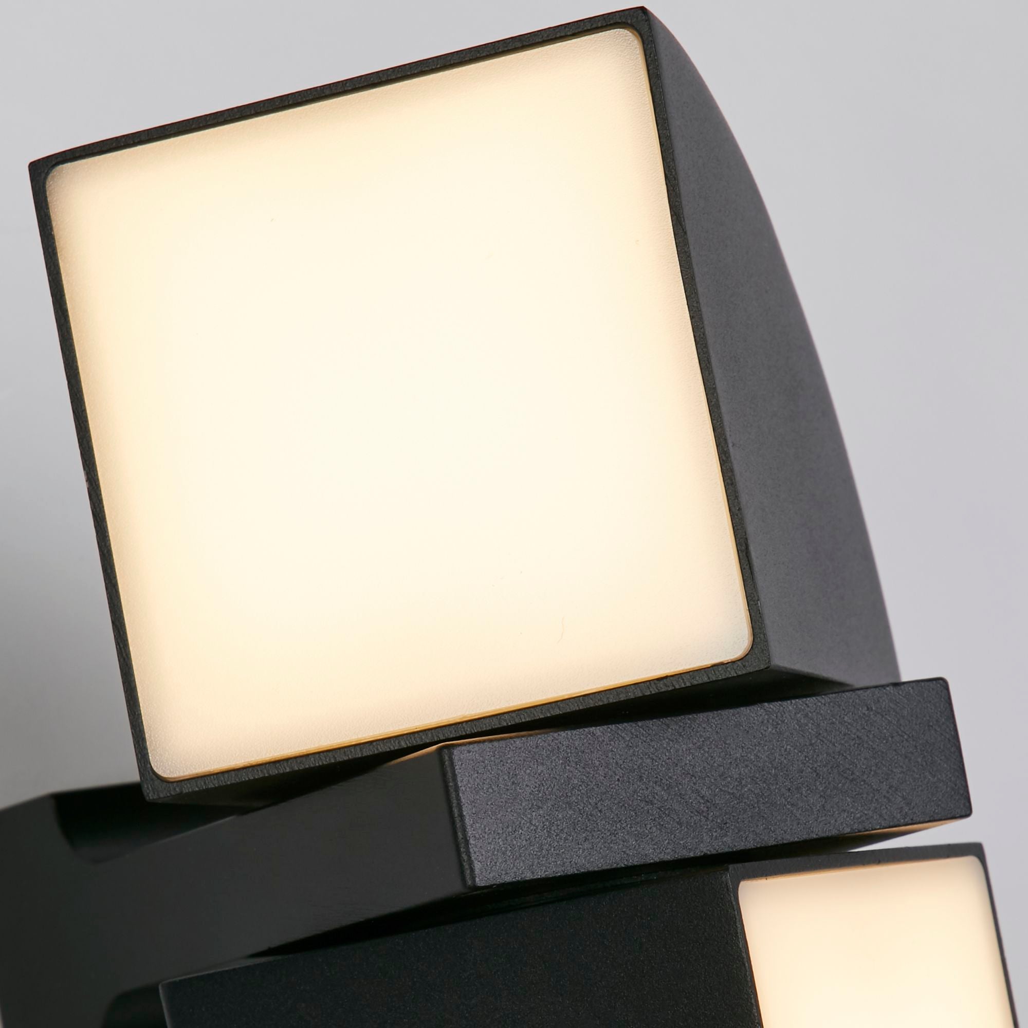 Dakota LED Outdoor Wall Light