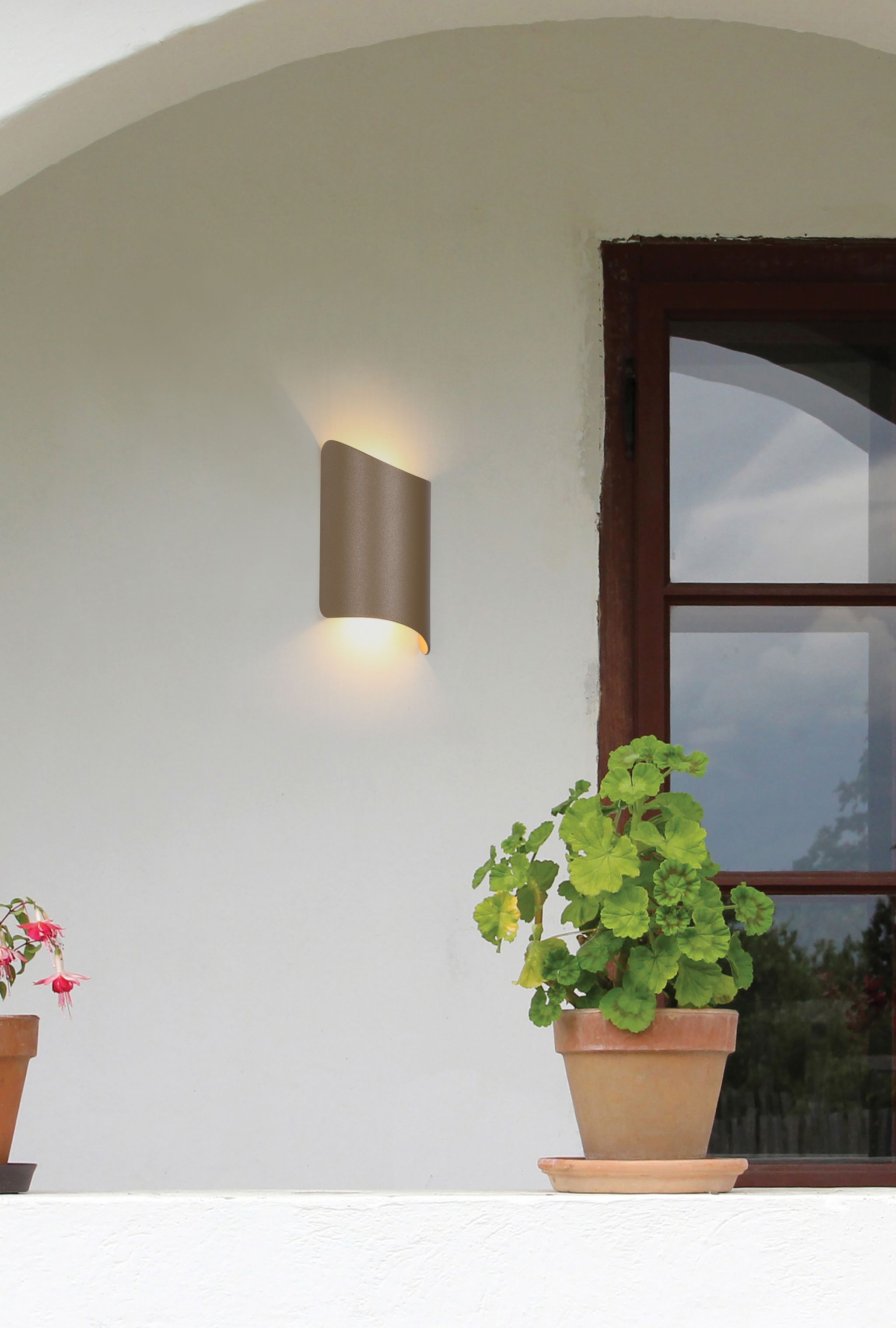 Shard Outdoor Wall Light