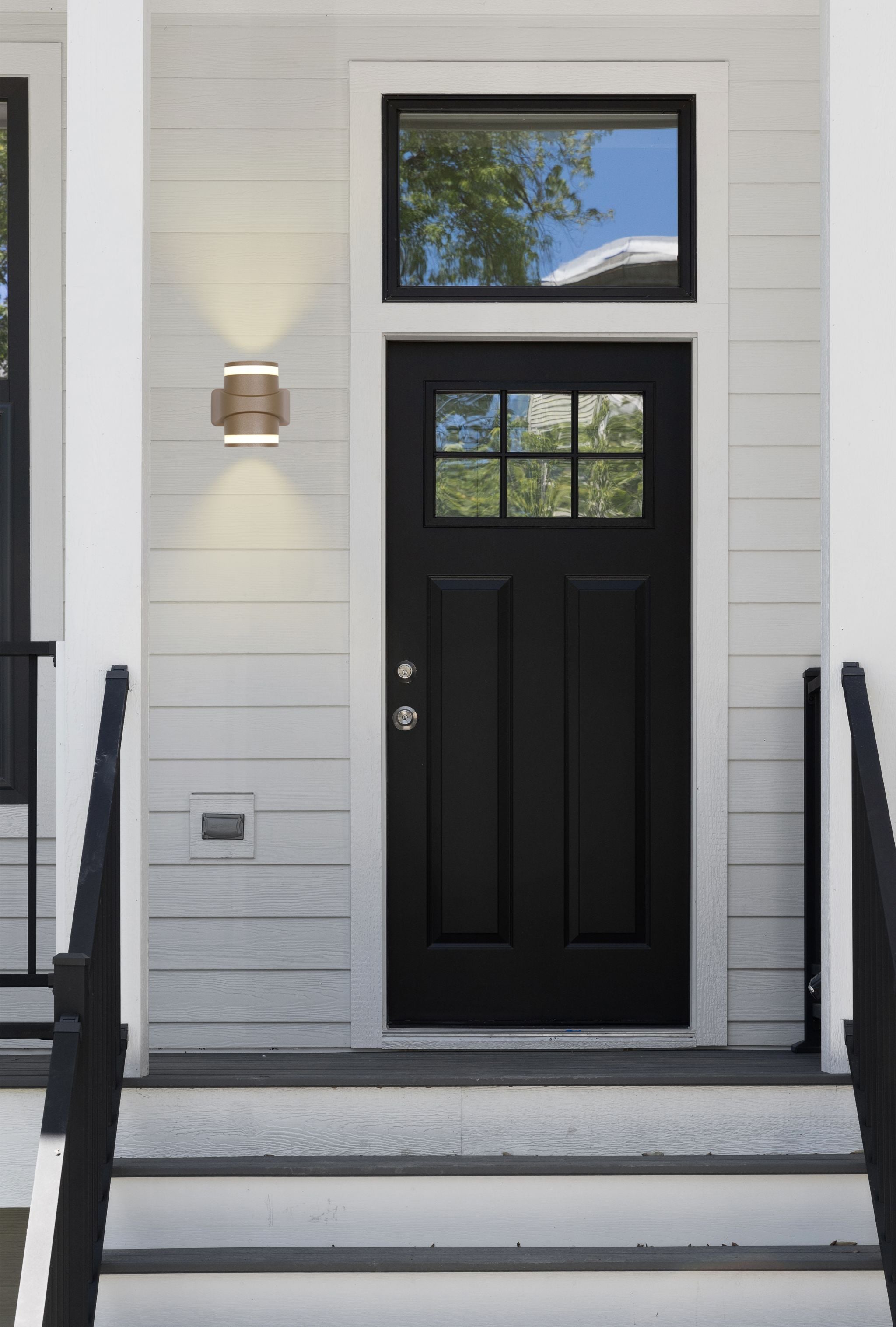 Grip LED Outdoor Wall Light