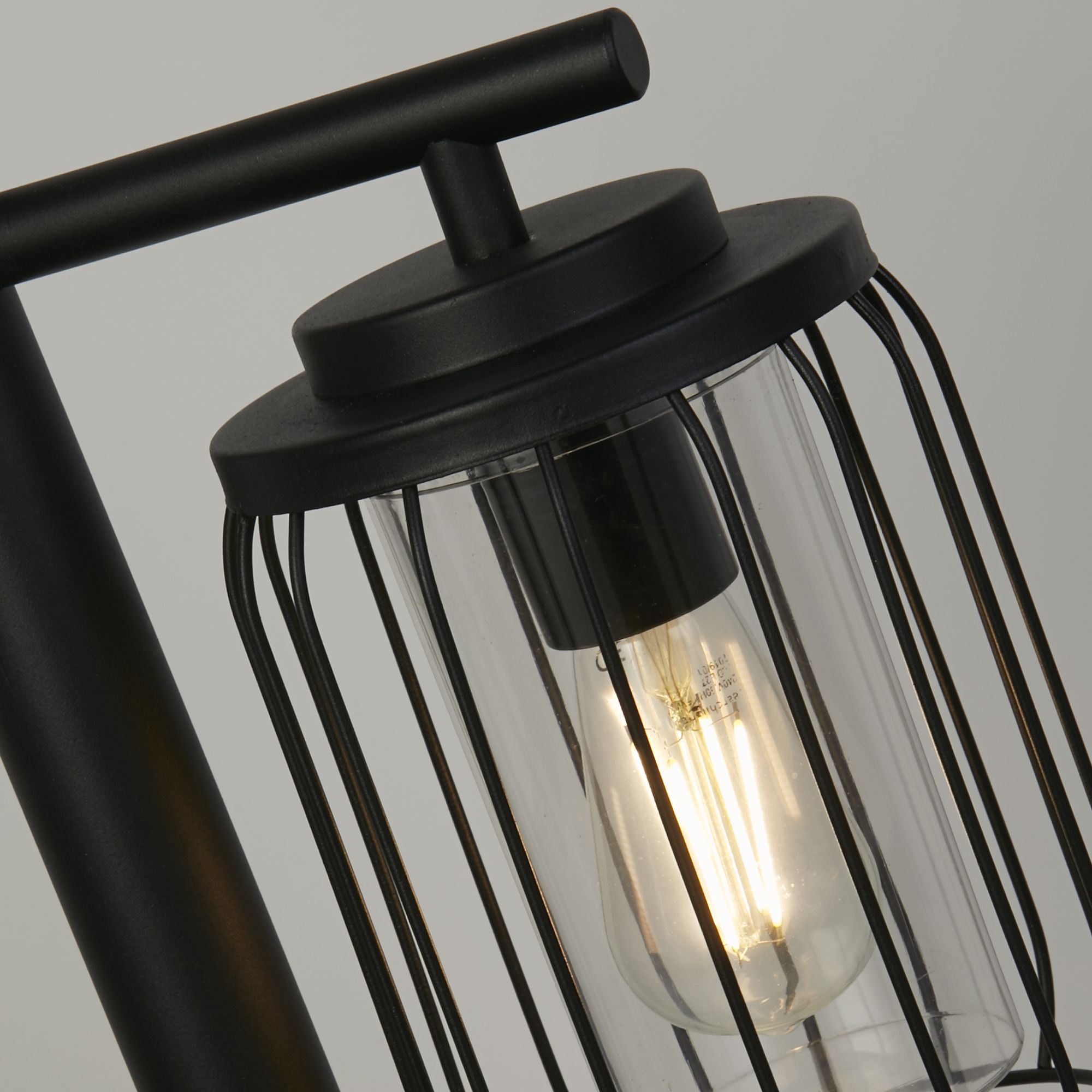 Reed 1Lt Post Light