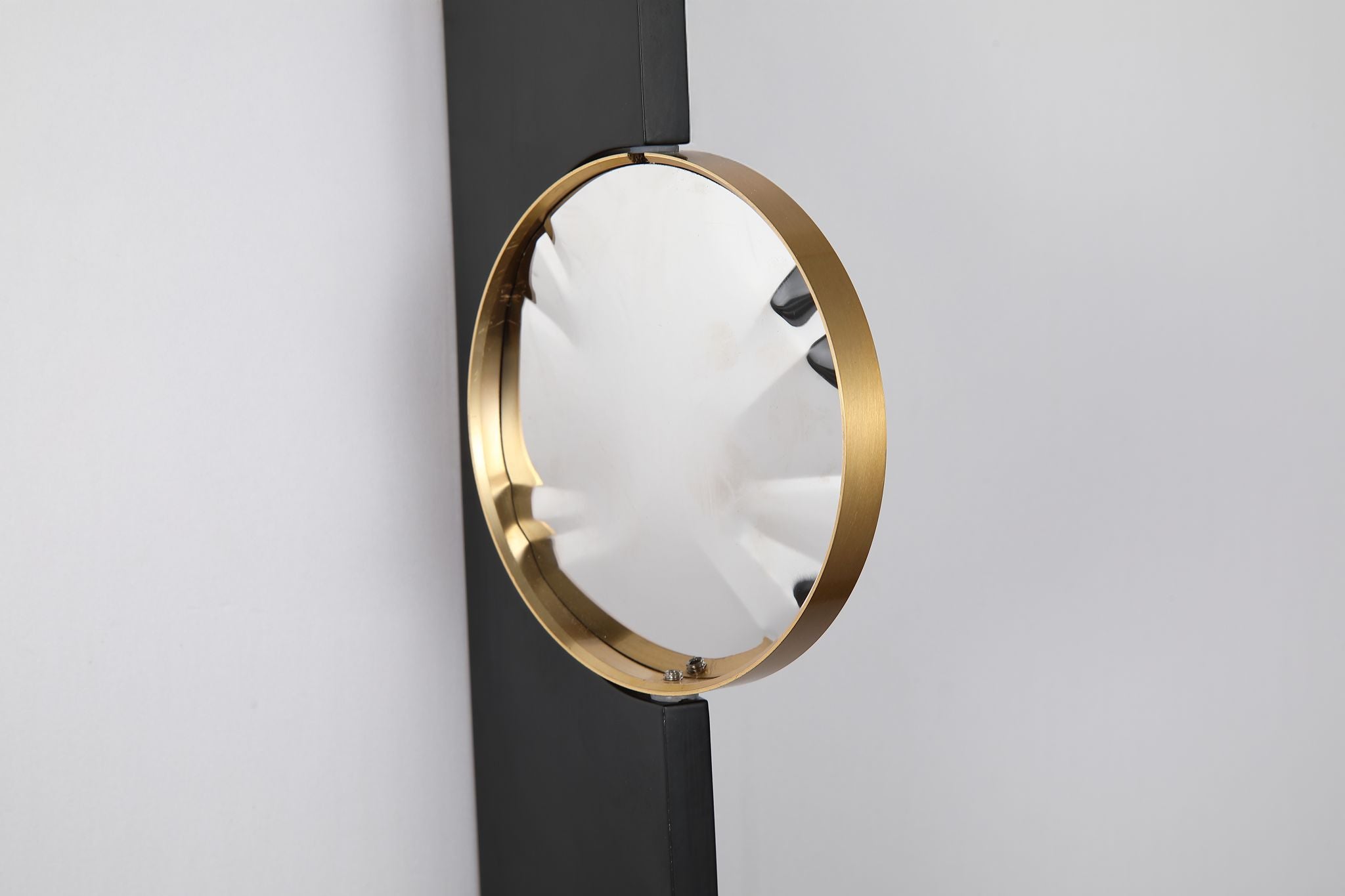 Shield LED Wall Light