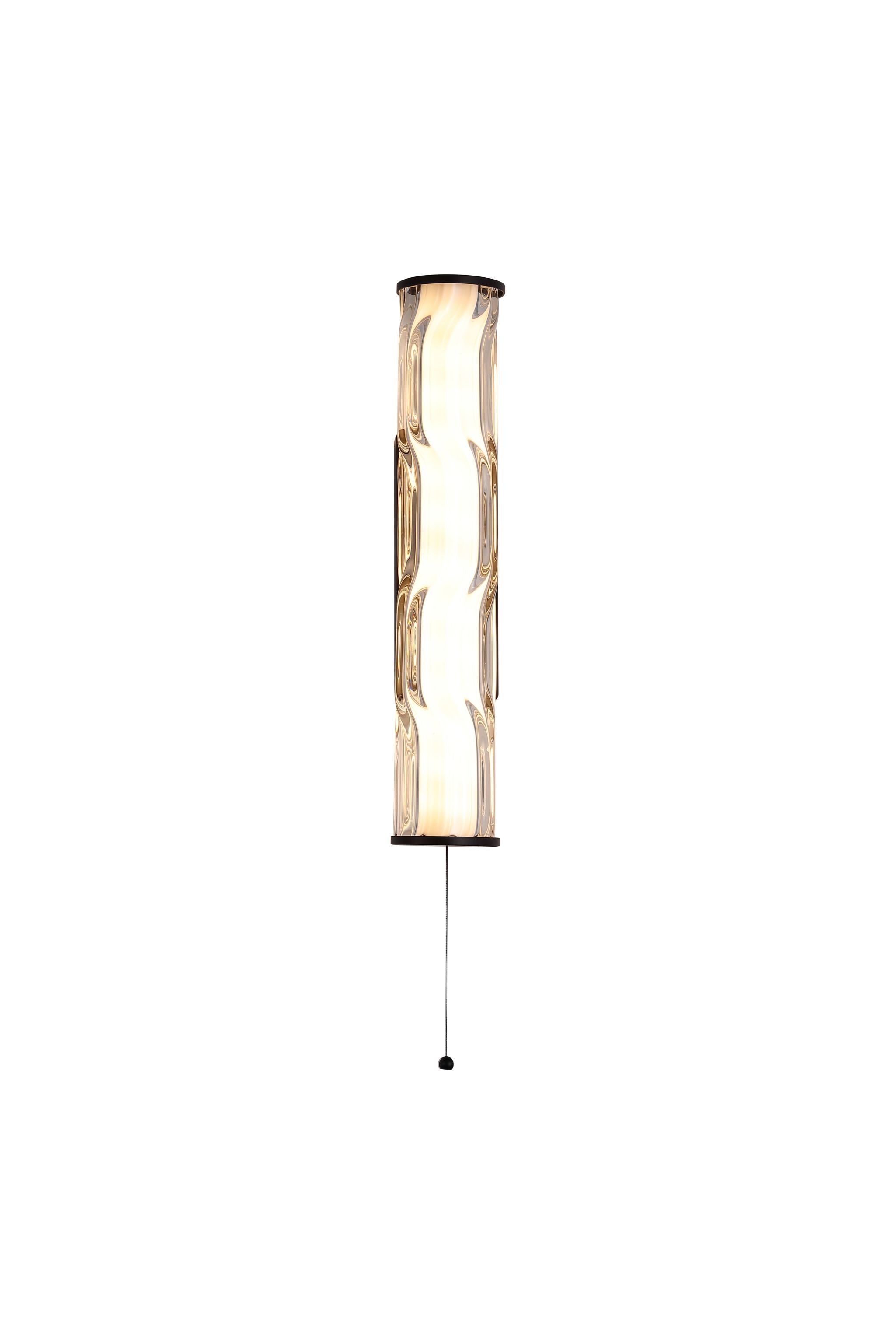 Vibrate LED 33mm High Wall Light