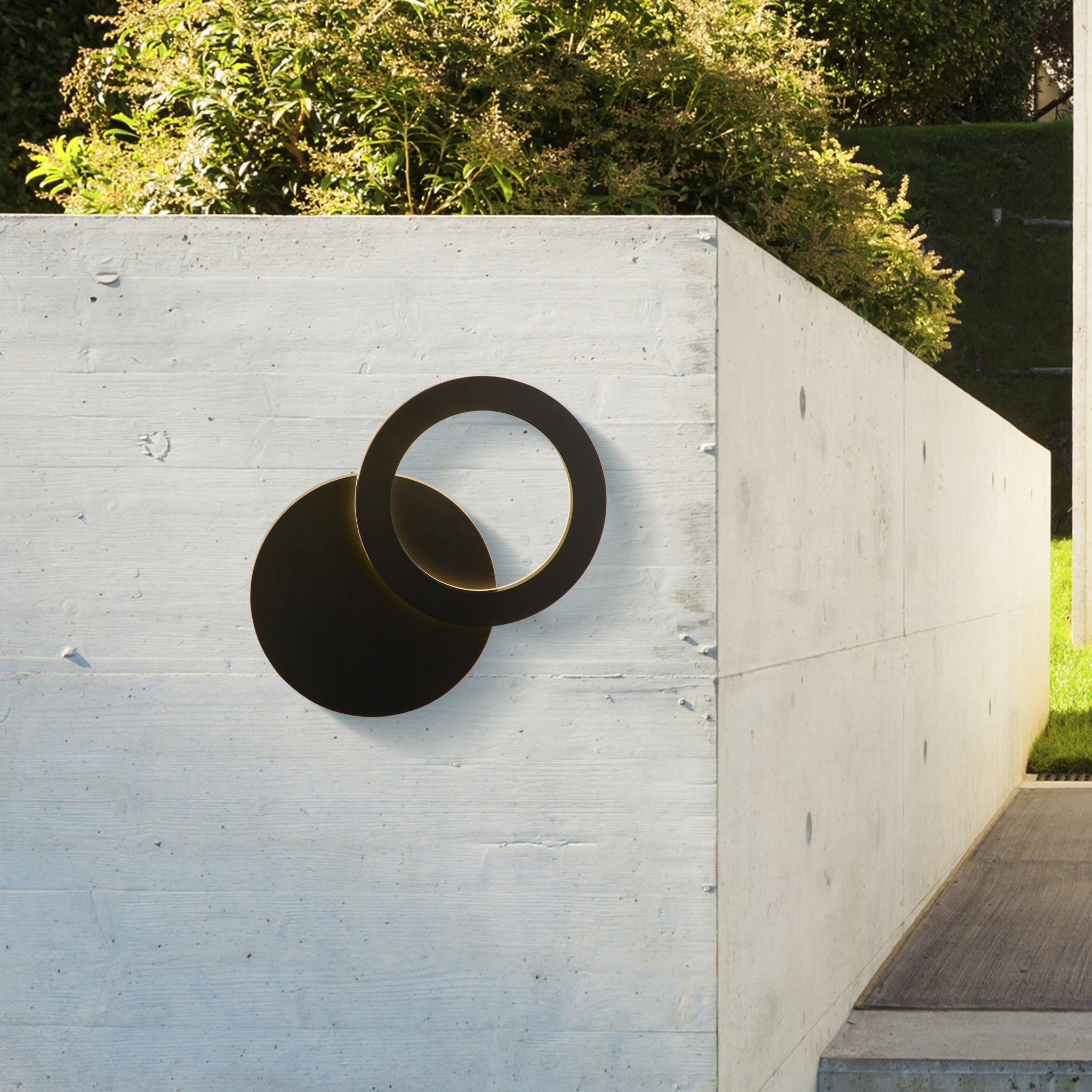 Hyde LED Outdoor Wall Light