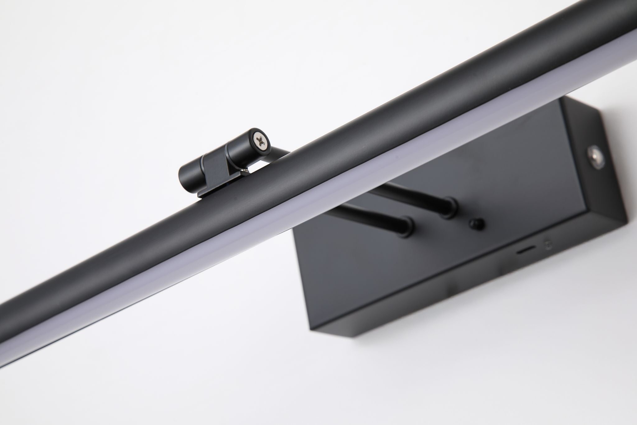 Holton Rechargeable Wall Lamp