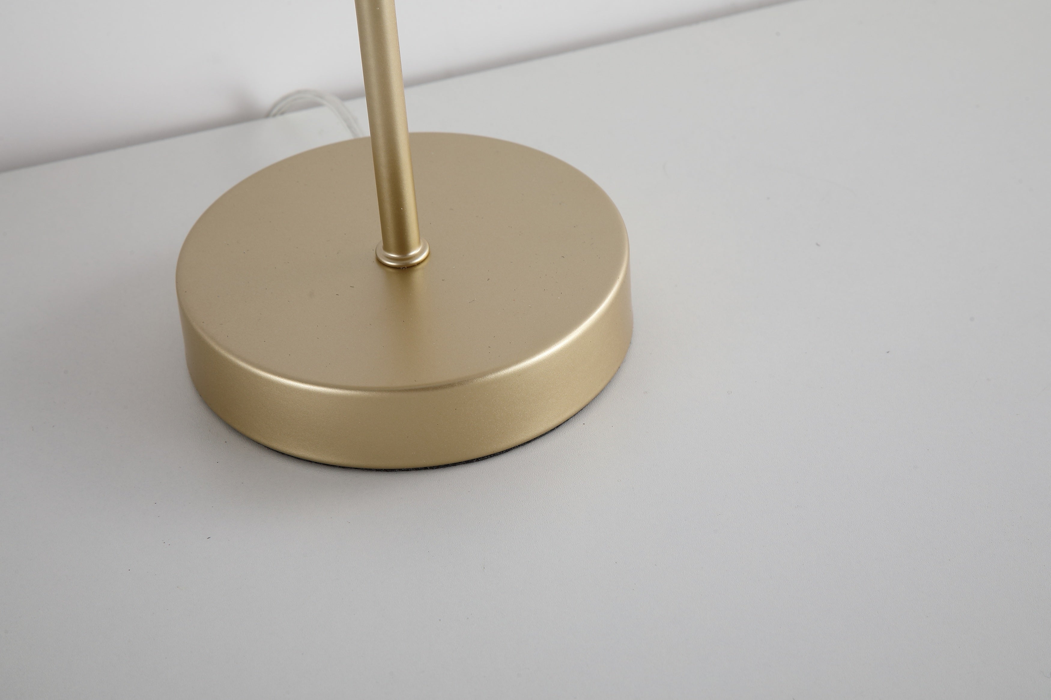 Swizzle 1Lt Table Lamp