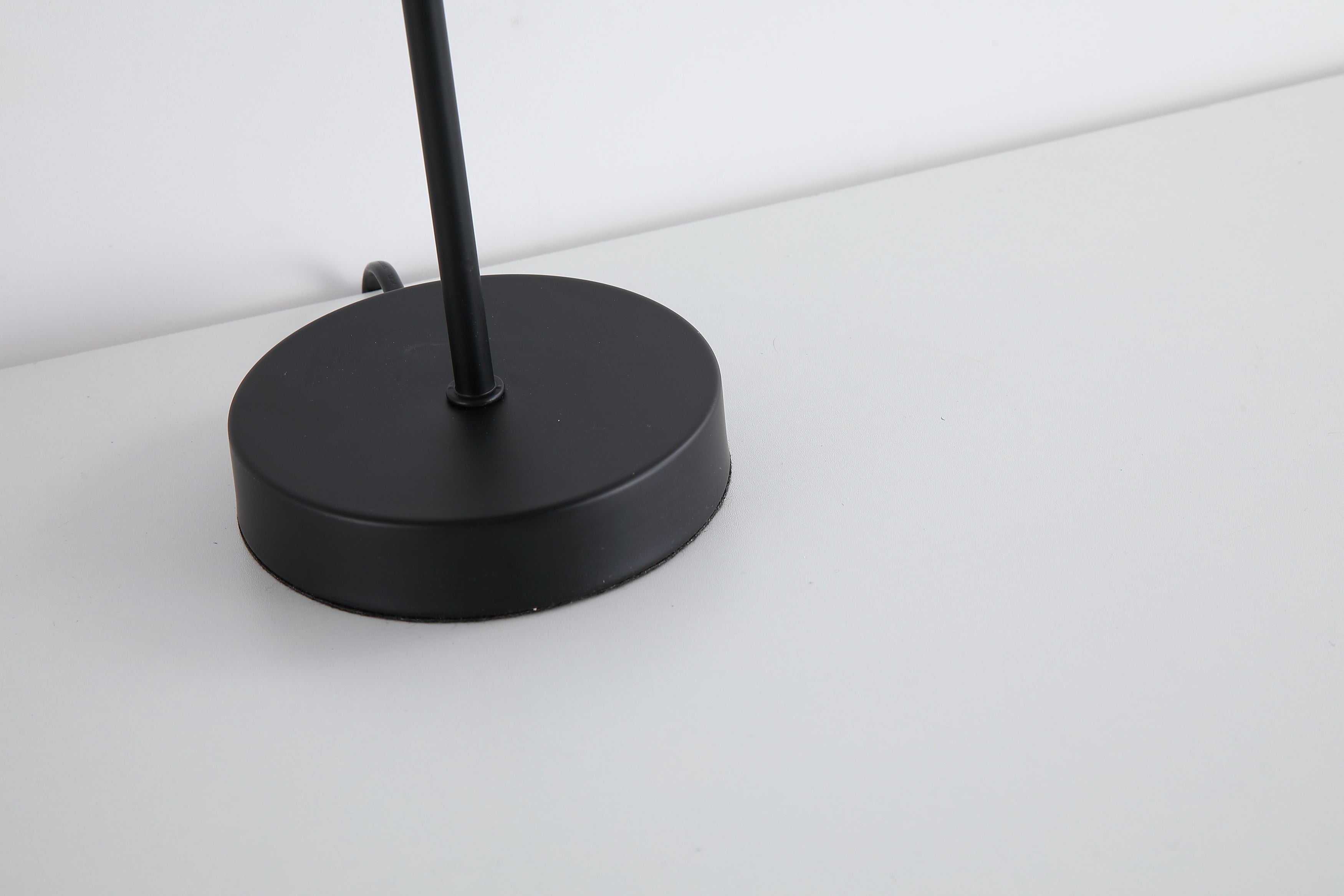Swizzle 1Lt Table Lamp