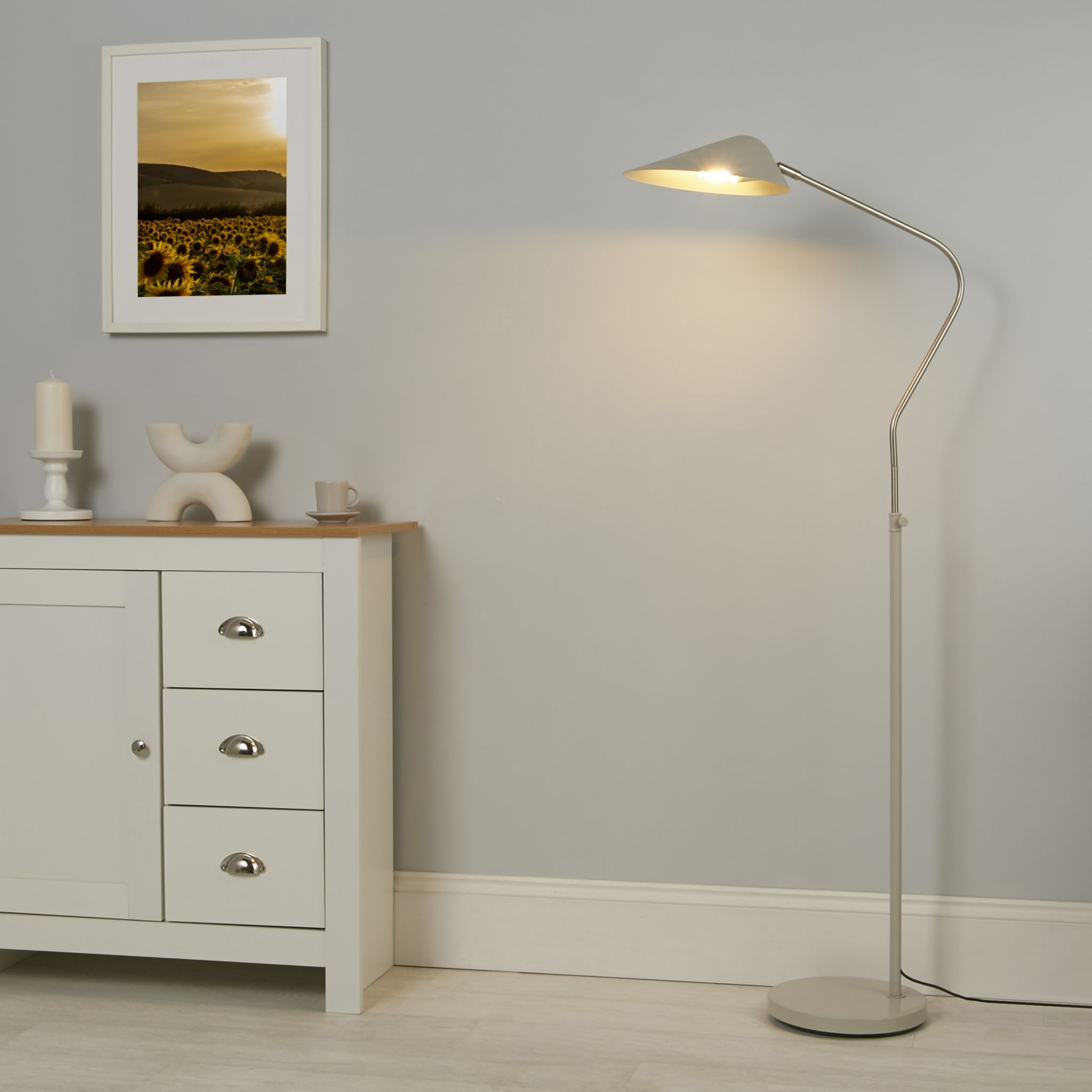 Swan Floor Lamp - Chrome & White Metal