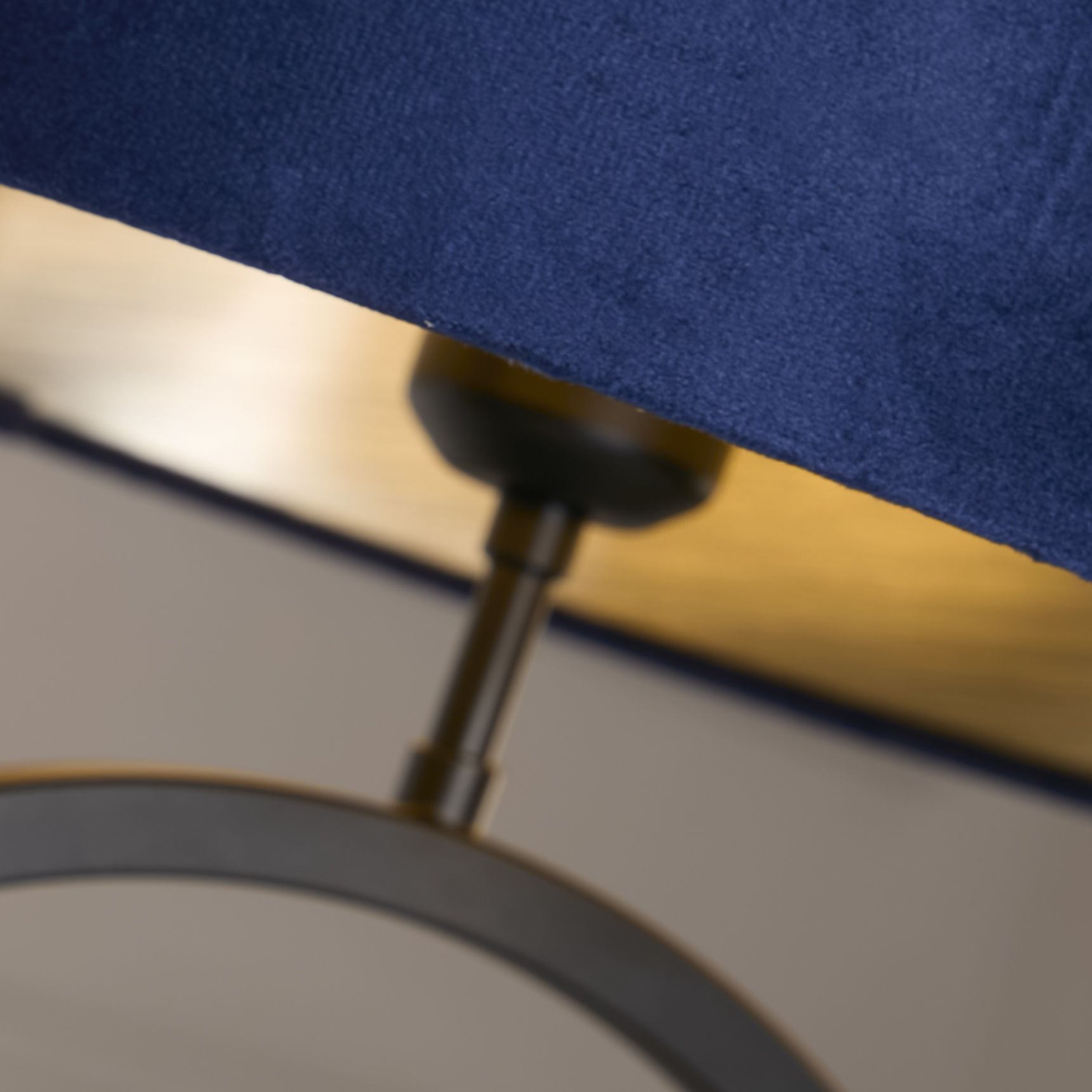 Elegant Table Lamp