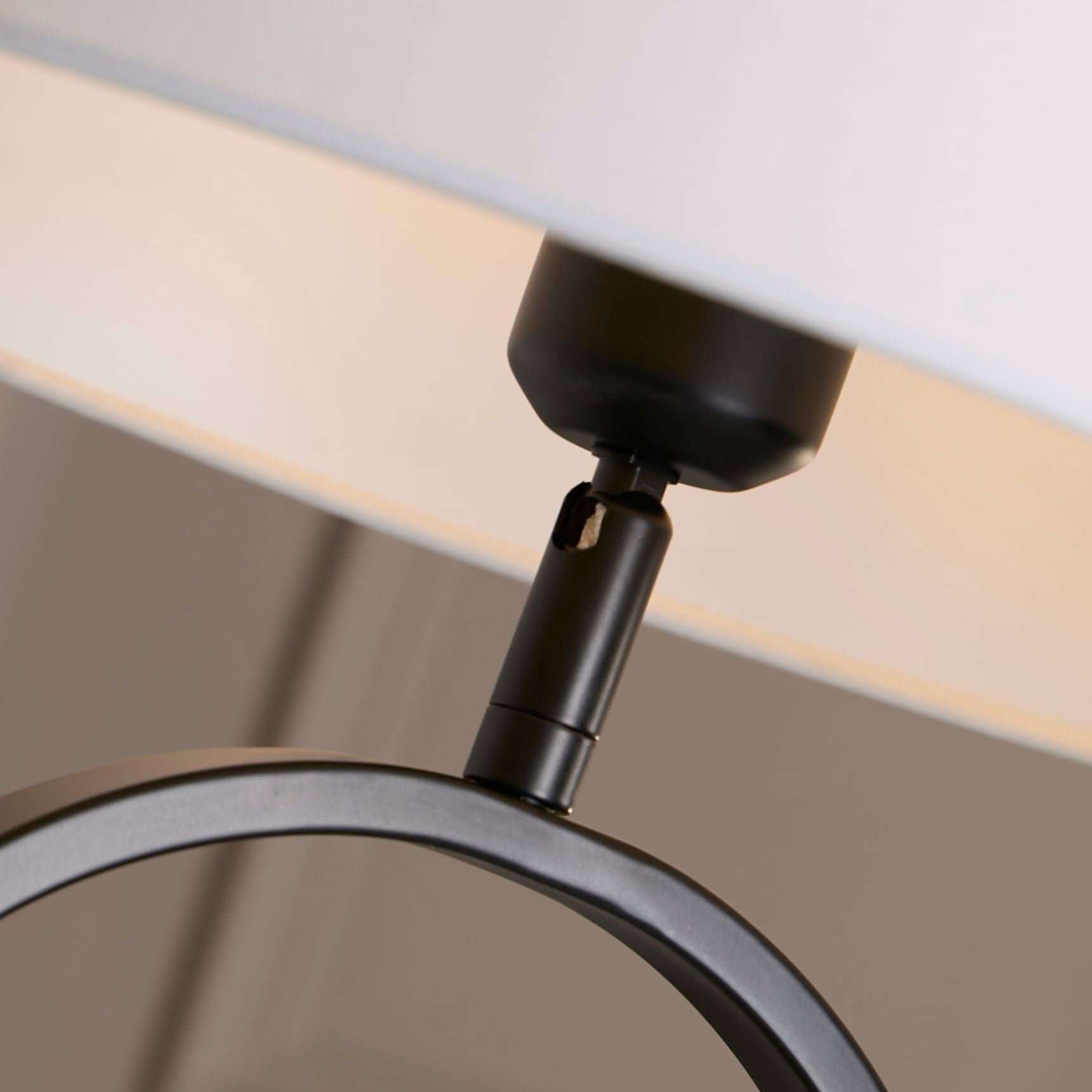 Modish Table Lamp - Black