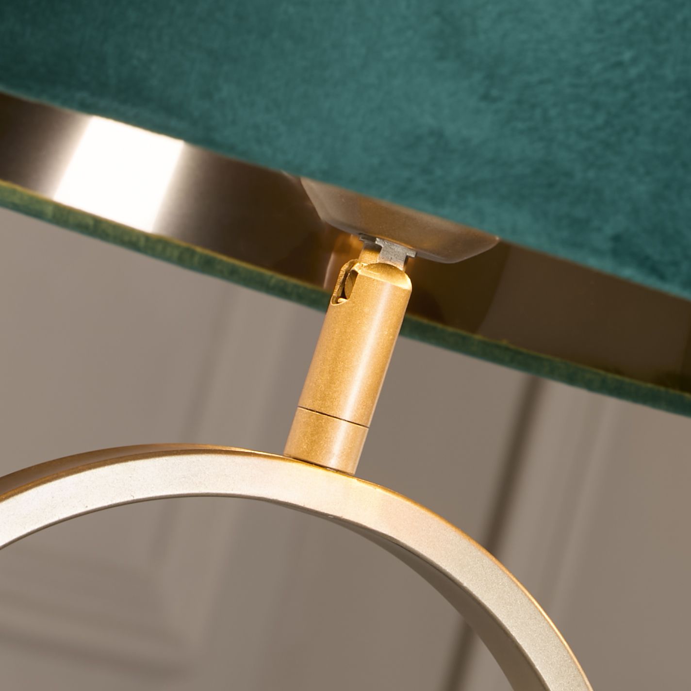 Modish Table Lamp - Bronze