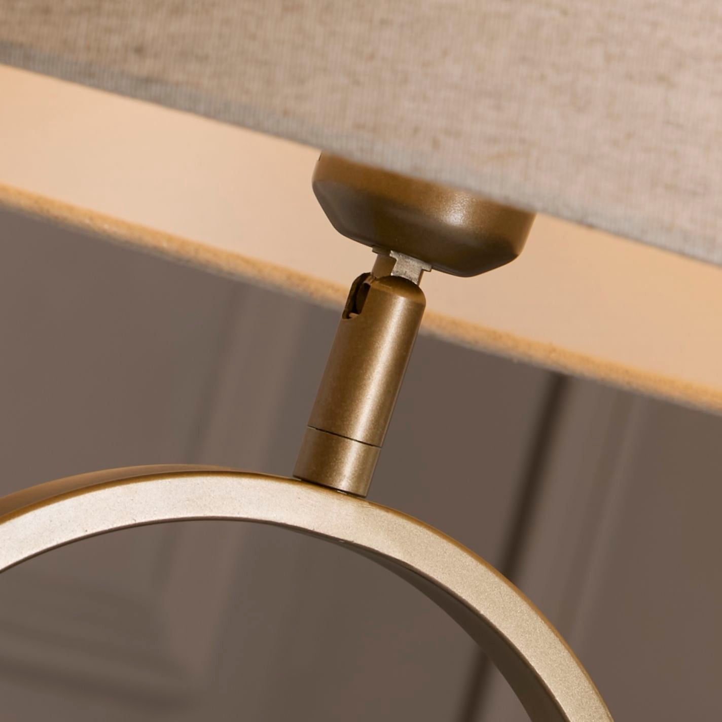 Modish Table Lamp - Bronze