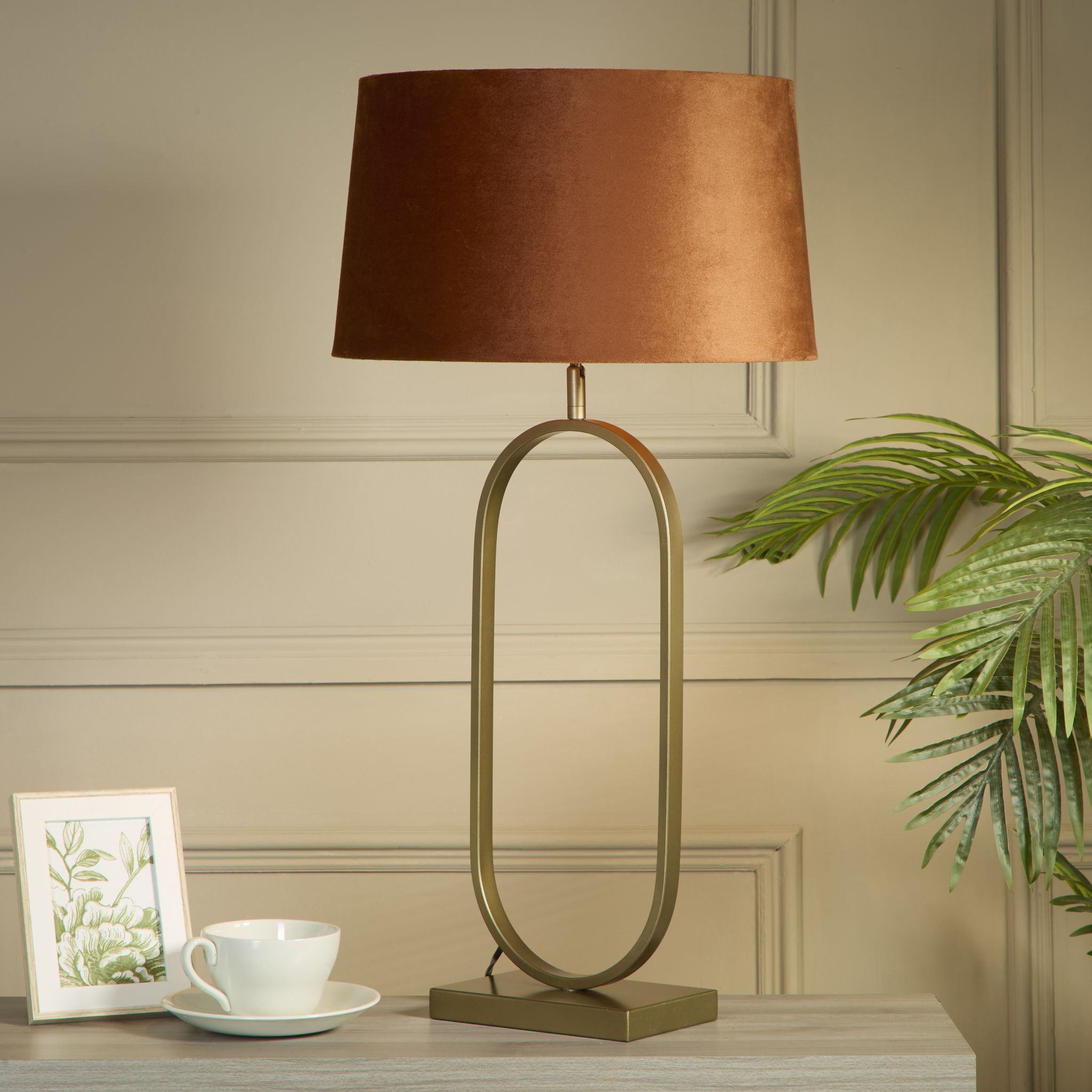 Modish Table Lamp - Bronze