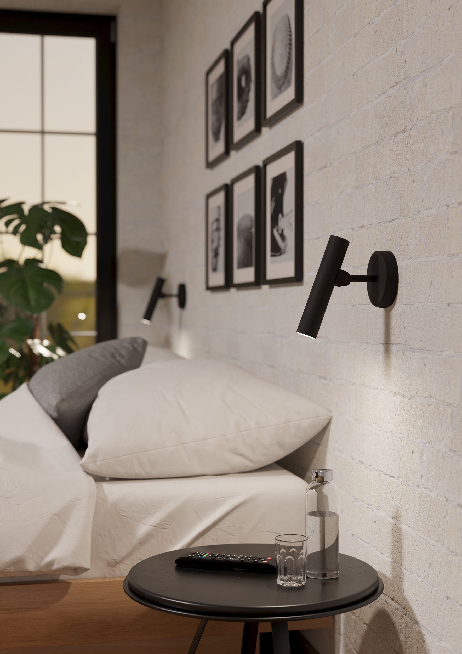 ALMUDAINA WALL LIGHT