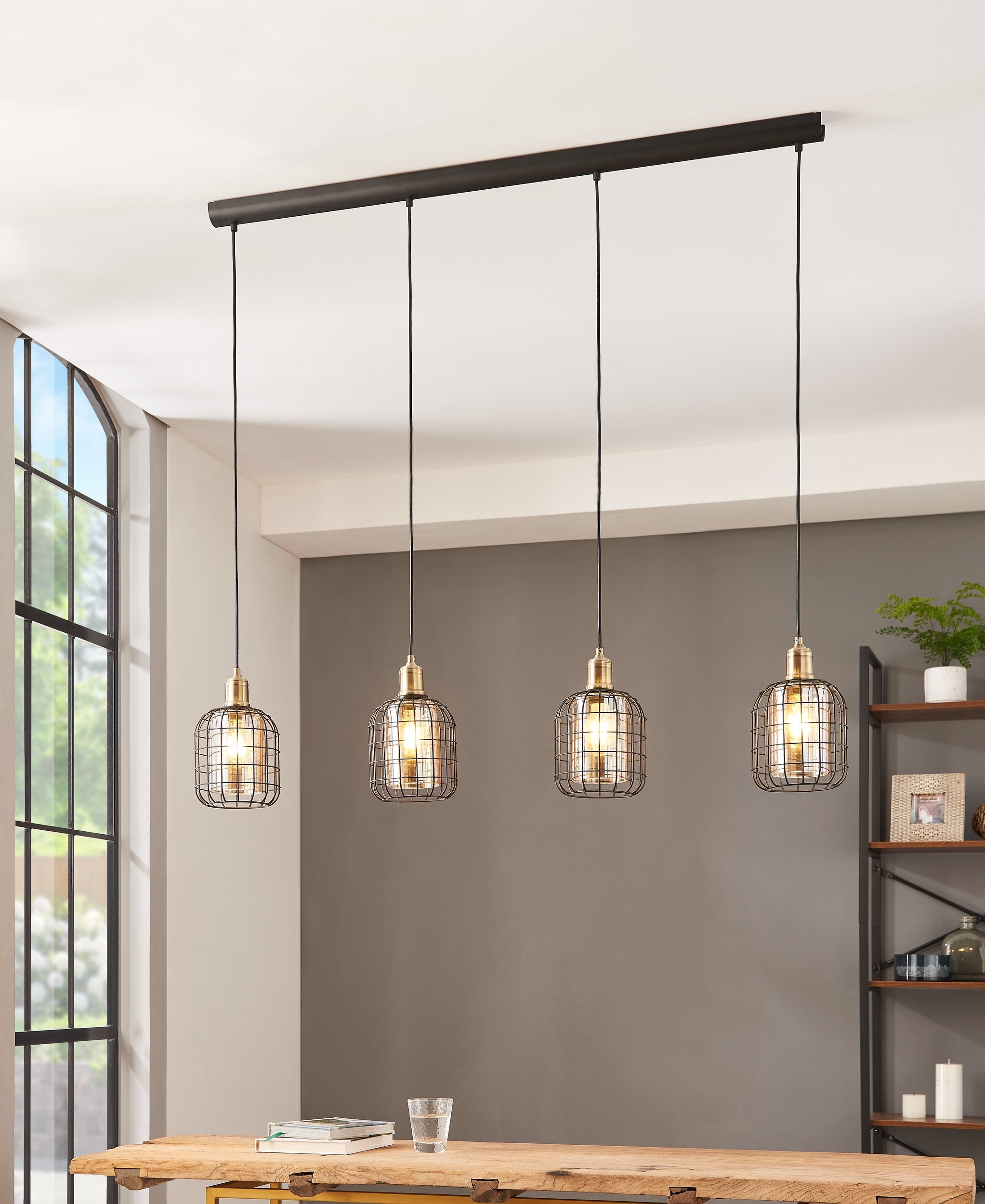 CHISLE Bar Pendant