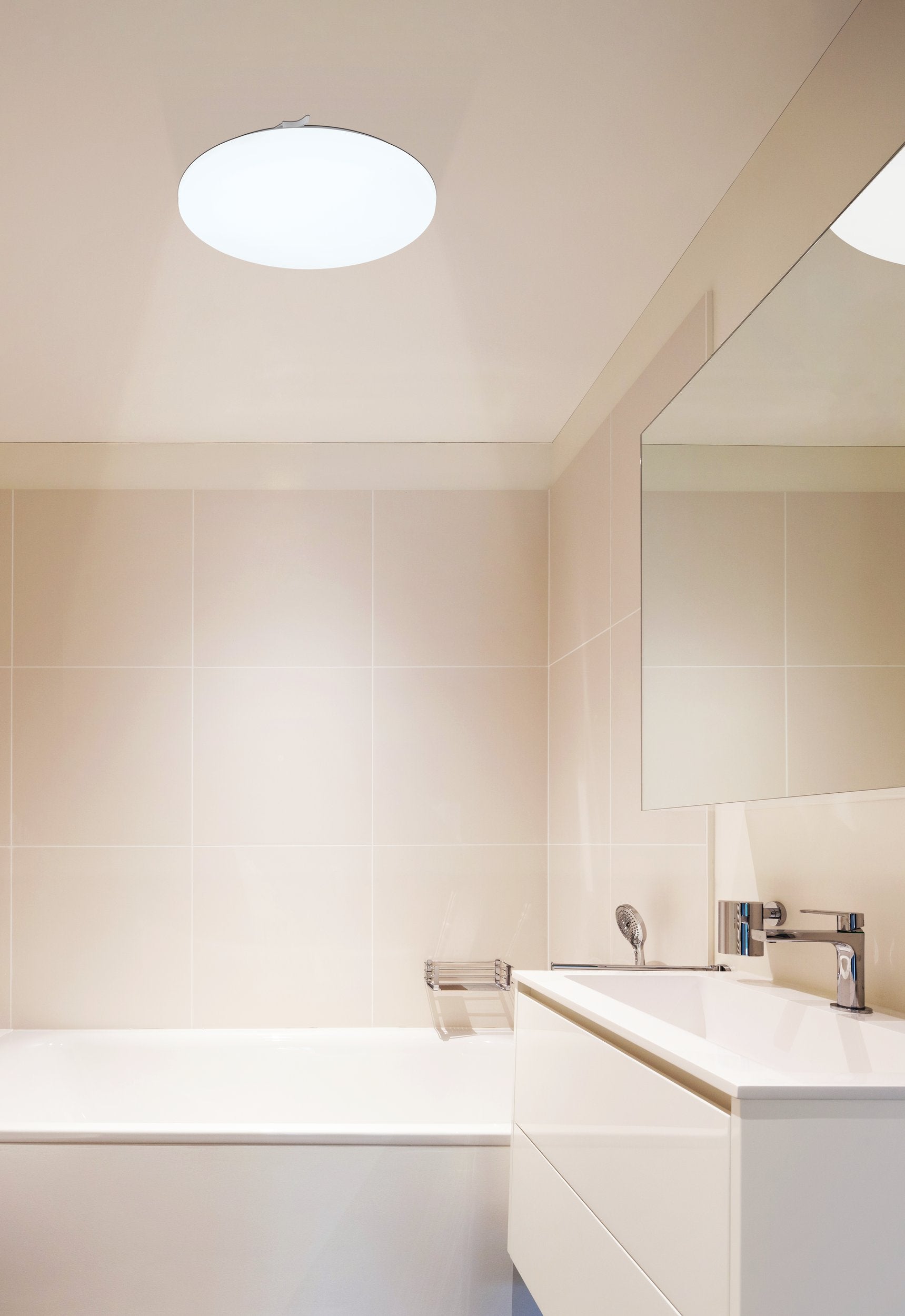 FRANIA IP 330mm RND Flush Fitting