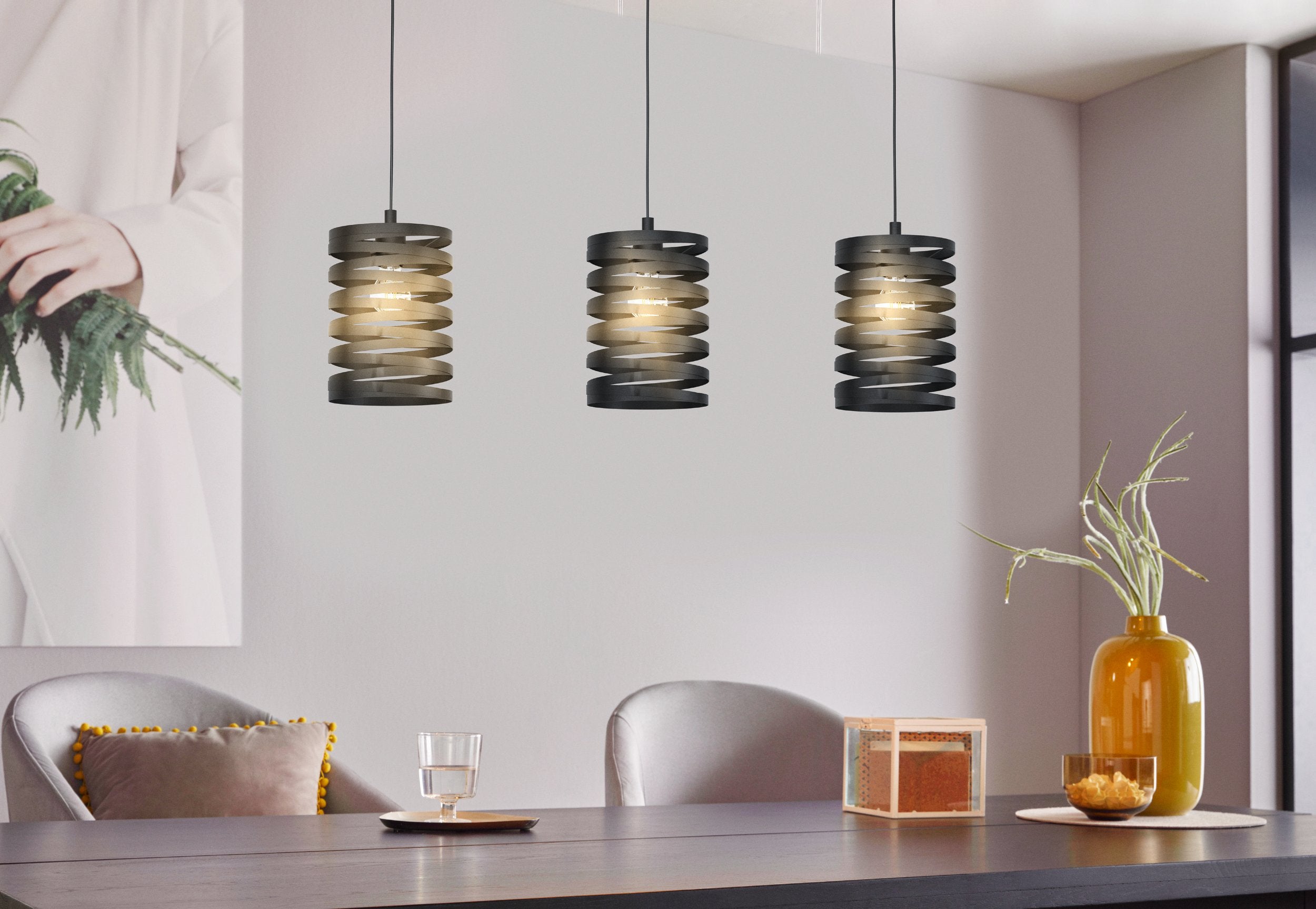 CREMELLA Bar Pendant