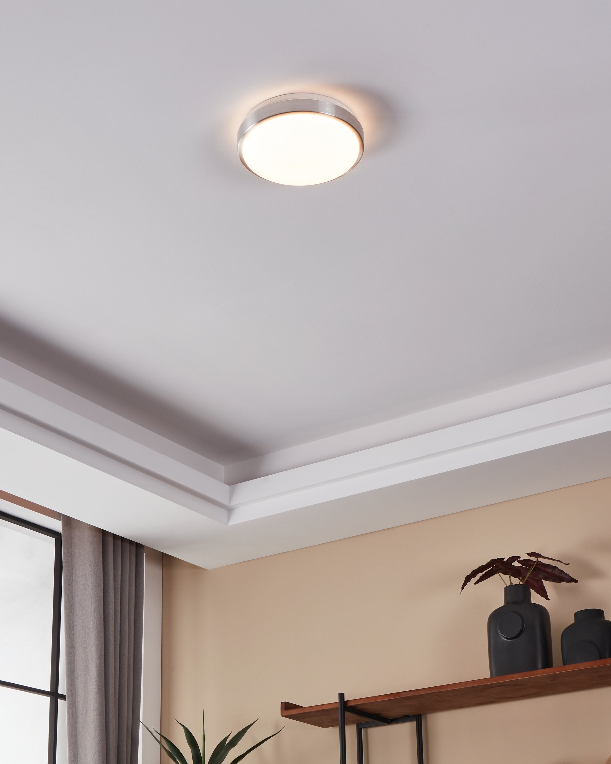 COMPETA 245mm Flush Fitting