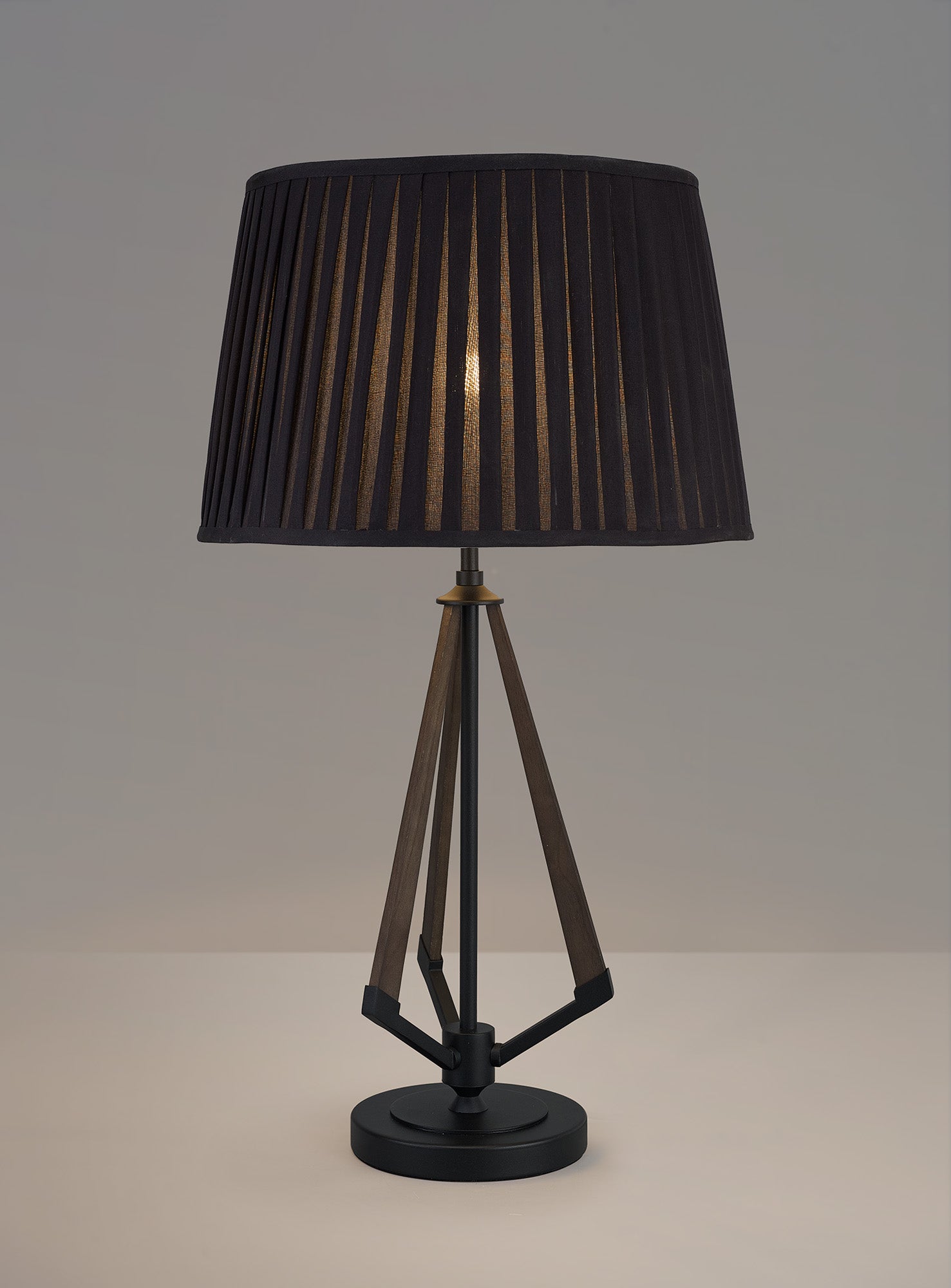 hilton_IL32958BL/BL