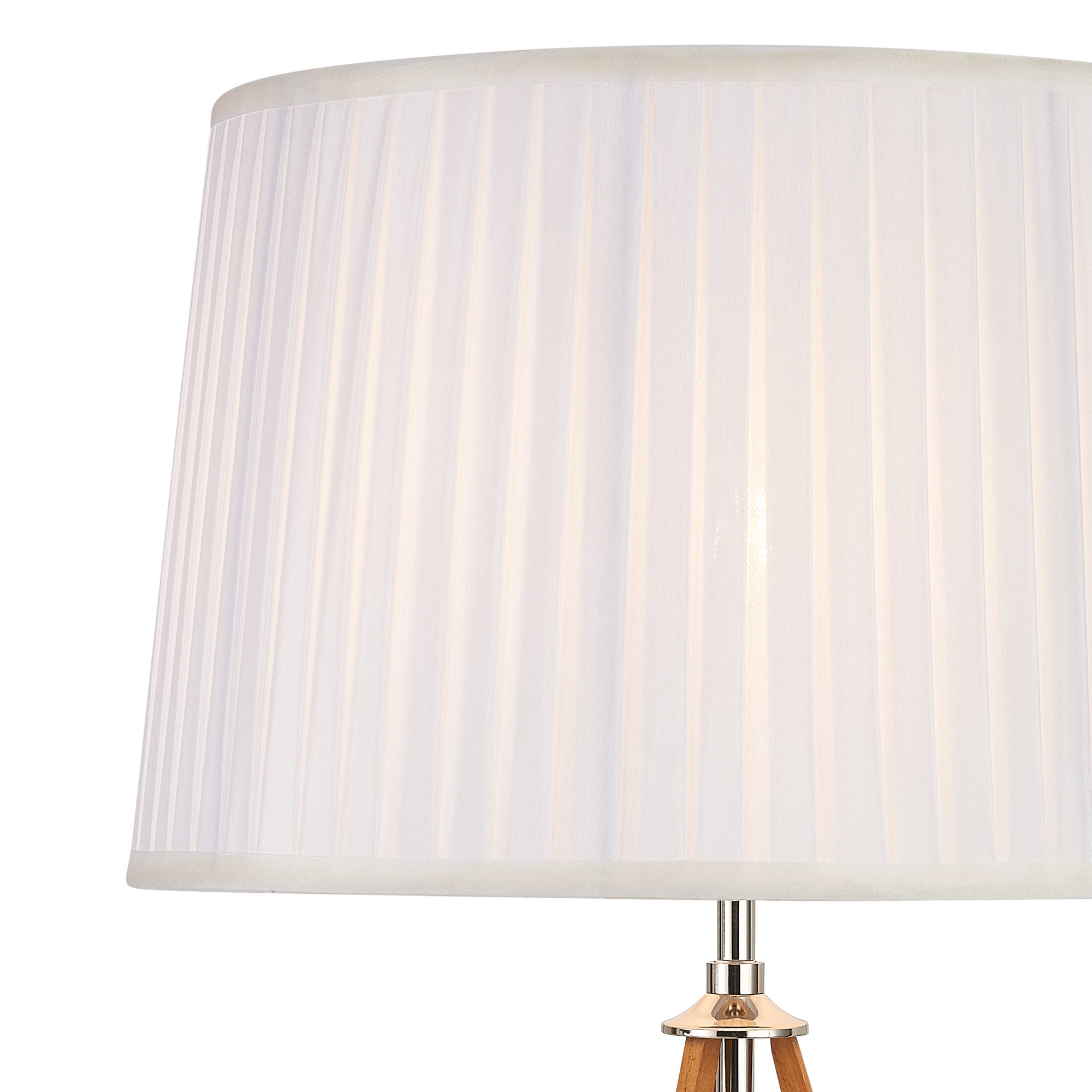 hilton_IL32958PN/WH